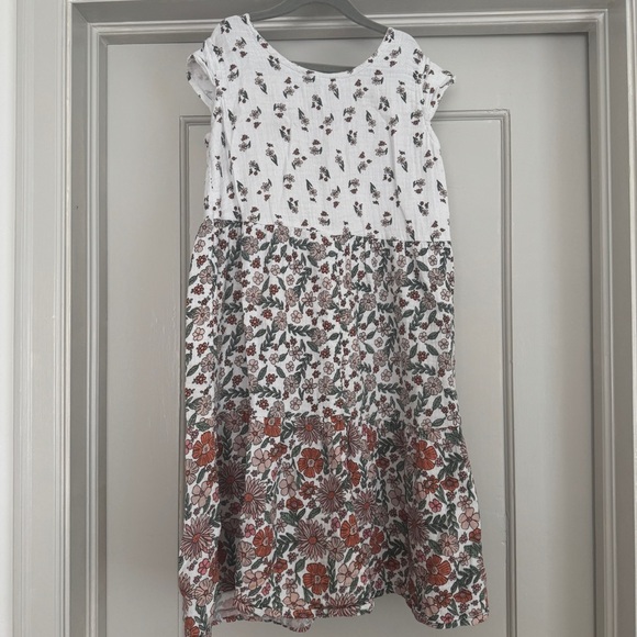 Dip Floral Dress with Button Detail 100% cotton - Picture 4 of 7